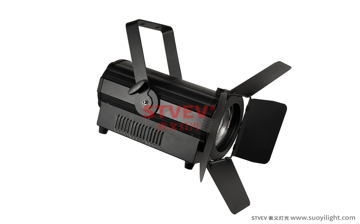 Portugal300W LED变焦聚光灯